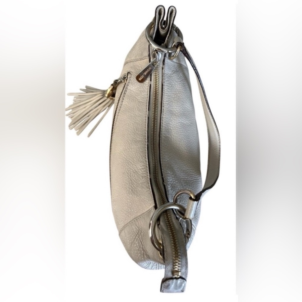 Michaels Kors Cream Pebbled Leather Hobo Slouch Satchel Tassel Purse Bag - Picture 7 of 16